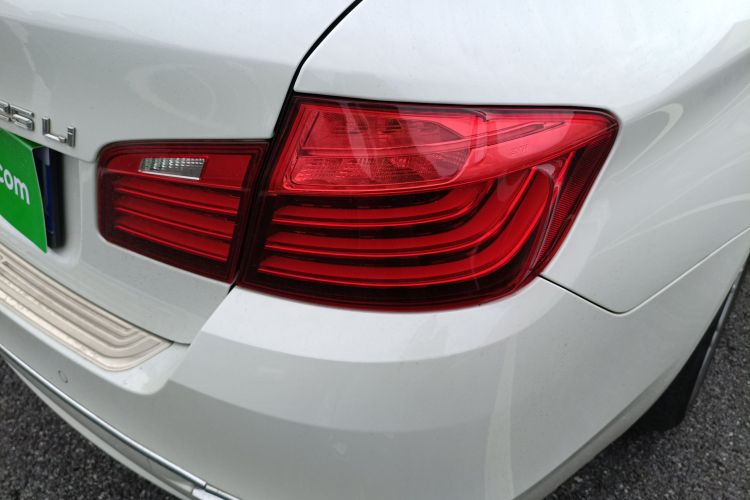 宝马5系 2014款 525Li 领先型车身外观6006