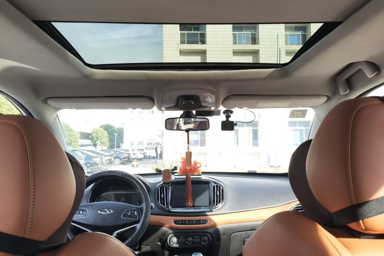 奇瑞 瑞虎7 2016款 1.5T 手动耀臻版中控内饰22