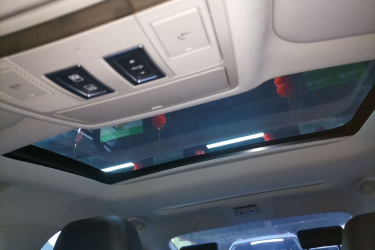 捷豹XEL 2018款 2.0T 200PS 精英版局部细节22