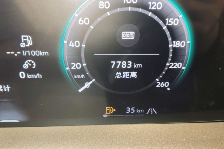 大众 2025款 探岳L 330TSI 两驱精英City包中控内饰15