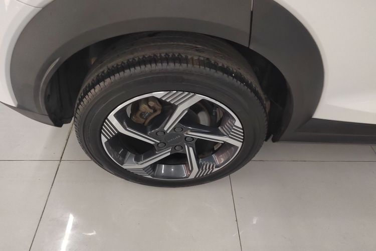 领克06 EM-P 2022款 PHEV 84KM续航版 Pro车身外观6008