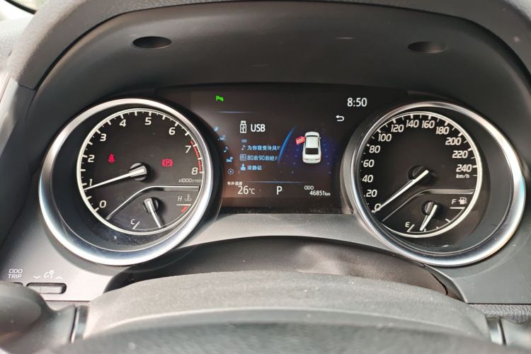 丰田 凯美瑞 2019款 2.0G 豪华版 国VI中控内饰14