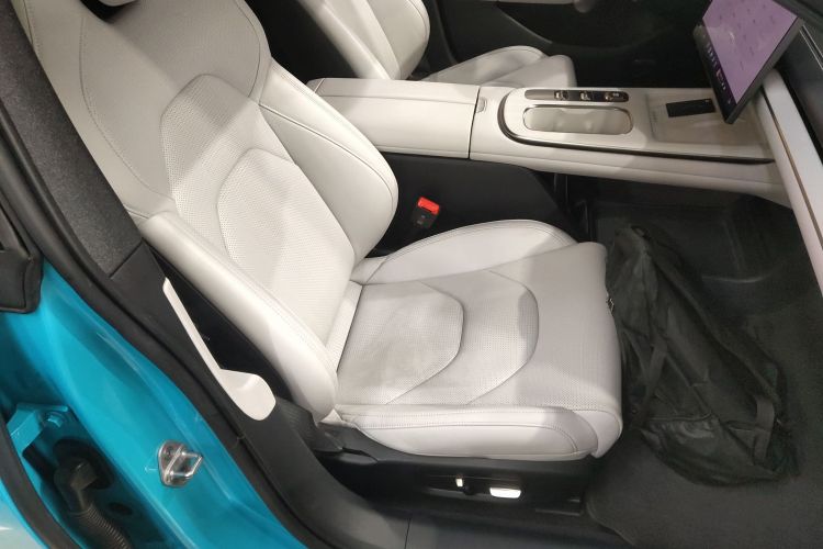 小米汽车 小米SU7 2024款 后驱标准创始版局部细节41