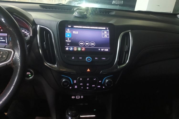 雪佛兰 探界者 2018款 Redline 550T 自动四驱拓界版RS局部细节16