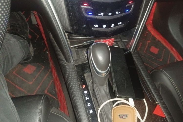 凯迪拉克XTS 2018款 28T 精英型局部细节18