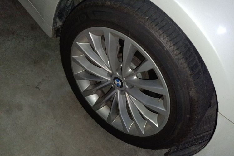 宝马5系 2019款 525Li 豪华套装车身外观6007