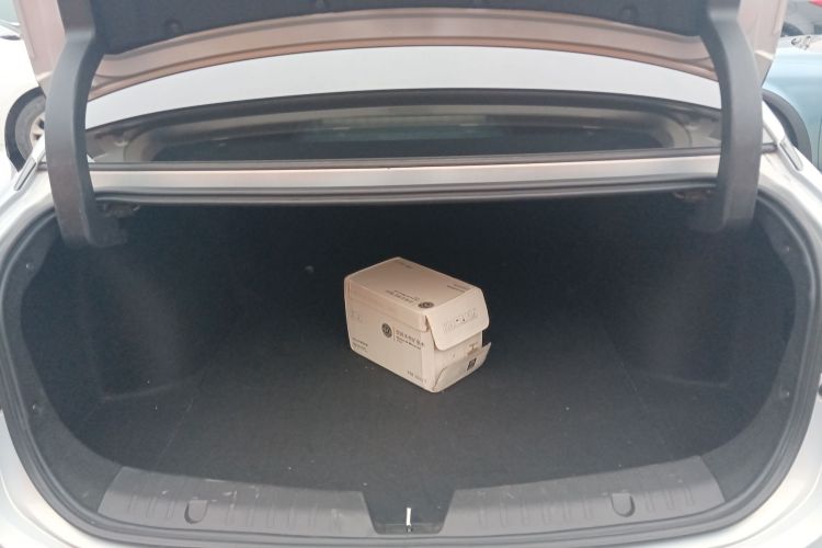 埃安 AION S Plus 2022款 70 智驾版局部细节23