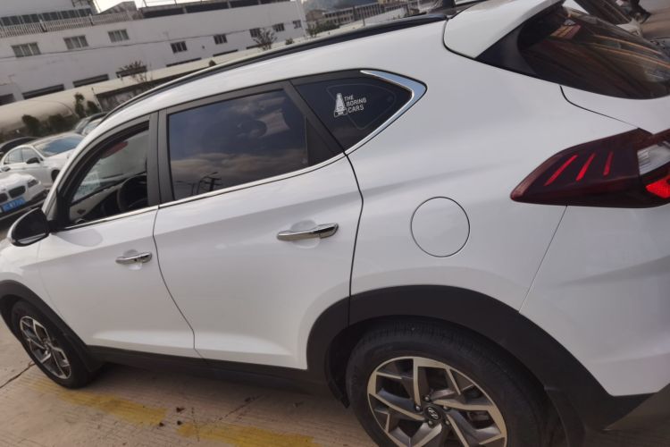 现代 途胜 2020款 280TGDi 两驱GLS时尚版 国VI车身外观4