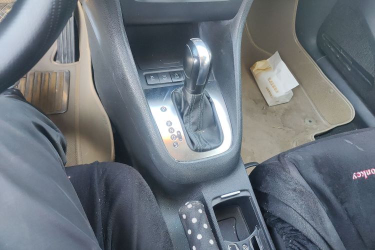 大众 高尔夫 2012款 1.4TSI 蓝驱版中控内饰18