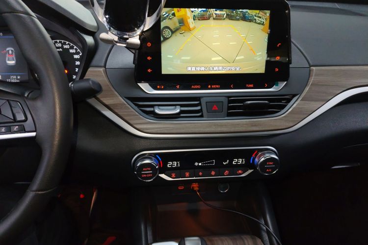 日产 天籁 2021款 2.0L XL 舒适版局部细节16