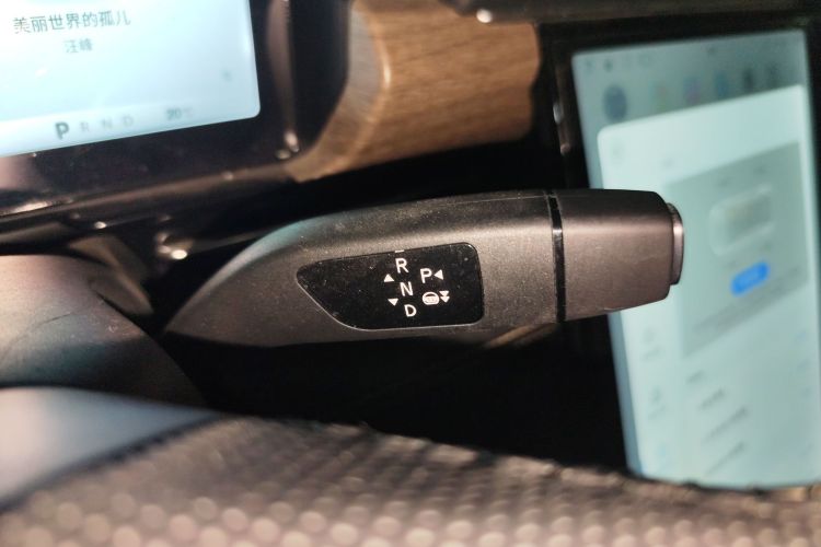 小鹏P5 2021款 460G+中控内饰18