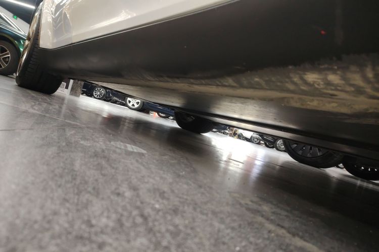 特斯拉 Model Y 2022款 后轮驱动版局部细节9001