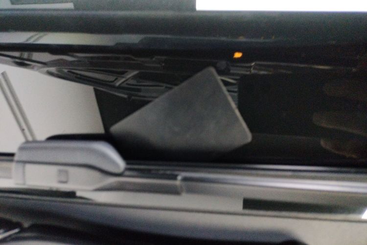 特斯拉 Model 3 2023款 后轮驱动版中控内饰11