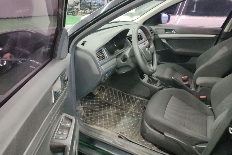 大众 朗逸 2017款 1.6L 自动风尚版中控内饰7003