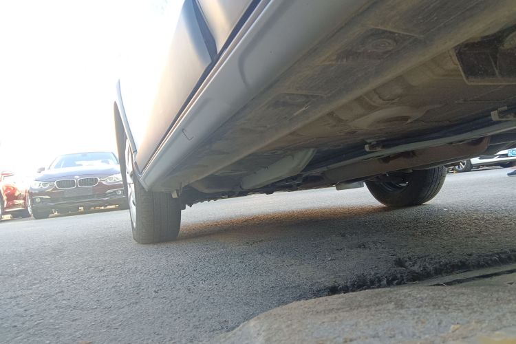 丰田 YARiS L 致炫 2021款 致炫X 1.5L CVT领先版局部细节9002