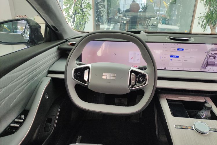 吉利银河 银河E8 2024款 550km 后驱MAX中控内饰13