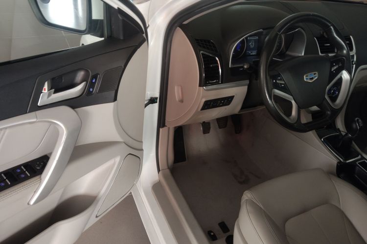 吉利汽车 帝豪 2016款 三厢 1.5L 手动豪华型中控内饰20