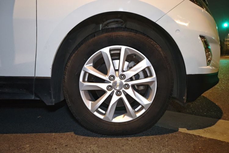 雪佛兰 探界者 2017款 550T 自动四驱捍界版车身外观6007