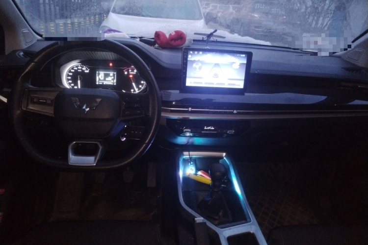 五菱汽车 五菱佳辰 2022款 1.5L 手动乐享精英型中控内饰12