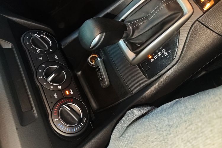 马自达3 昂克赛拉 2017款 三厢 1.5L 自动舒适型 国V中控内饰11