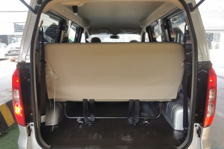 五菱汽车 五菱宏光V 2022款 1.5L劲取版电动助力LAR机舱底盘23