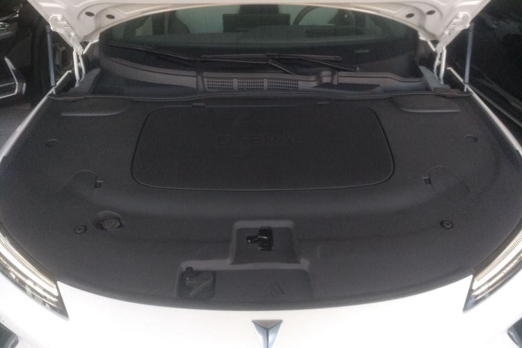 深蓝汽车 深蓝L07 2024款 230Max乾崑智驾ADS SE增程版局部细节24