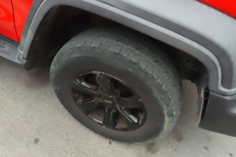 坦克300 2021款 越野版 2.0T 征服者车身外观10