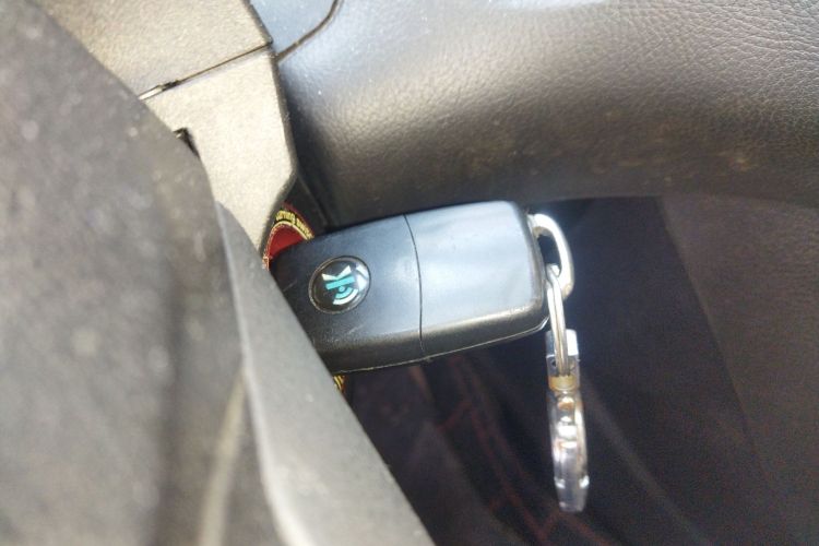 福特 福克斯 2012款 两厢 1.6L 手动舒适型中控内饰11