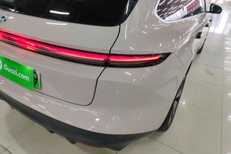 蔚来ET5T 2024款 75kWh Touring车身外观9