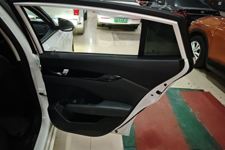 东风风神 奕炫 2020款 230T 自动炫酷版中控内饰45