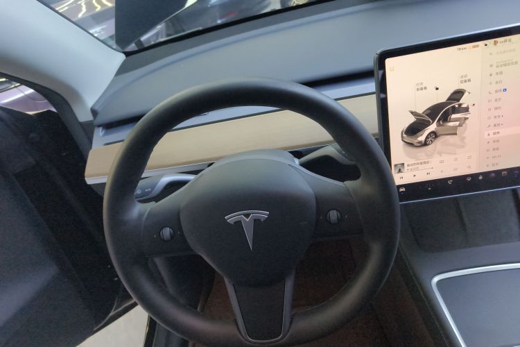 特斯拉 Model Y 2022款 后轮驱动版局部细节18