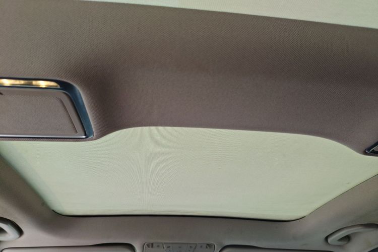 奔驰C级 2018款 C 200 L 运动版局部细节22