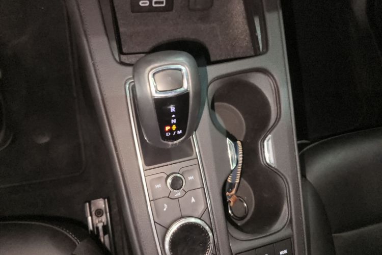 凯迪拉克XT4 2018款 28T 两驱领先型局部细节18