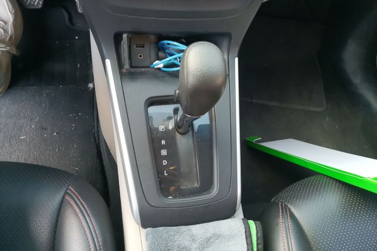 日产 轩逸 2016款 1.6XE CVT舒适版中控内饰18