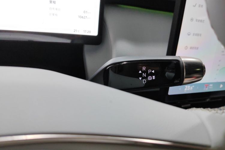 小鹏P7+ 2024款 长续航 Max局部细节18