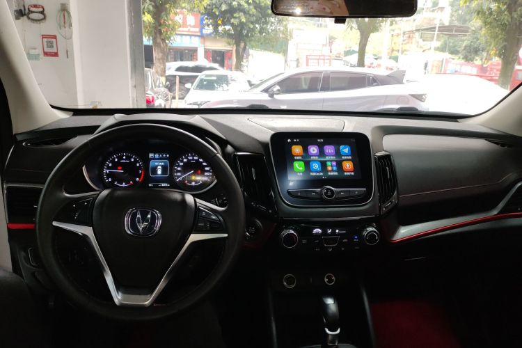 长安CS55 2018款 1.5T 自动炫动型 国V中控内饰12