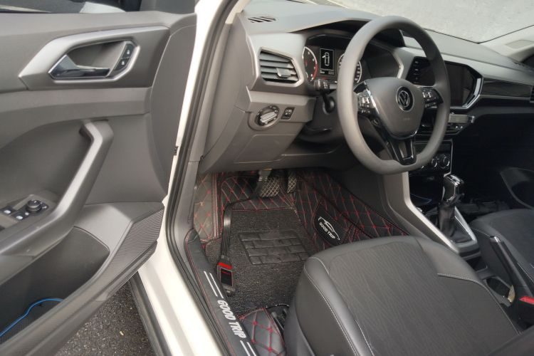 大众 途铠 2021款 1.5L 自动舒适版中控内饰20