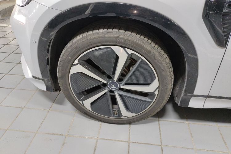 比亚迪 宋L EV 2025款 662km 卓越智驾型车身外观6007