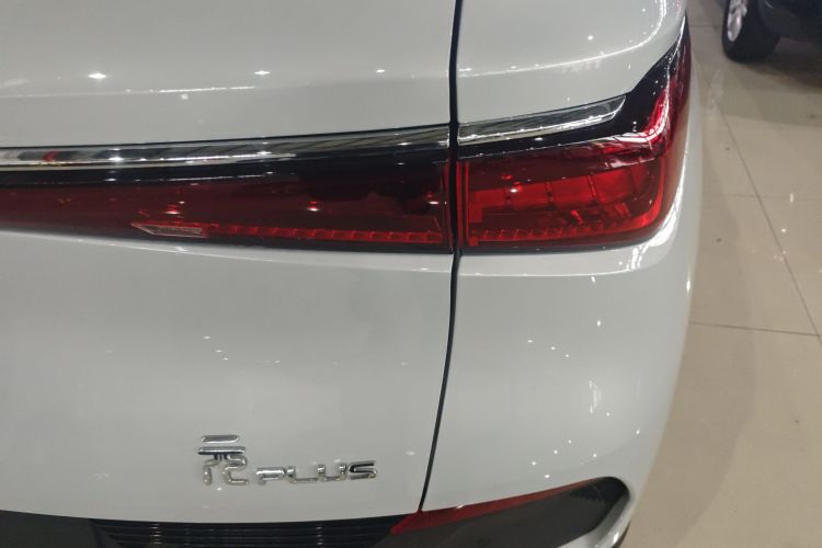 比亚迪 元PLUS 2024款 荣耀版 430KM 领先型车身外观6006