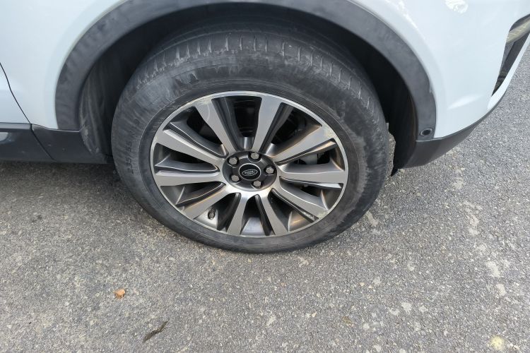 路虎 揽胜极光 2018款 240PS SE 智耀版车身外观6007