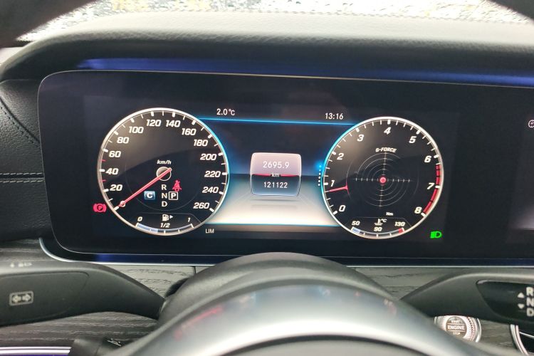 奔驰E级 2020款 E 300 L 运动豪华型局部细节14