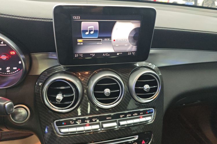 奔驰GLC 2017款 GLC 200 4MATIC中控内饰16