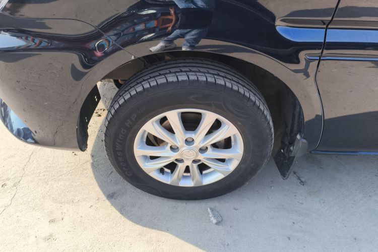 东风风行 菱智 2020款 M5L 1.6L 豪华型 7座车身外观6007