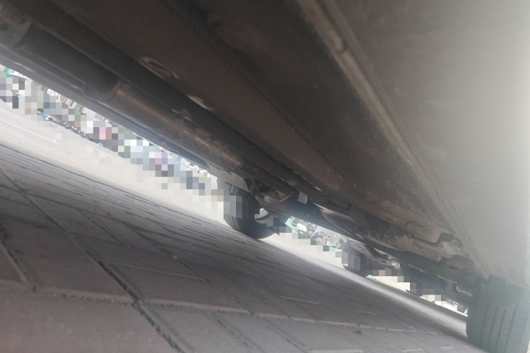 北京现代ix25 2016款 1.6T 双离合两驱智能型GLS局部细节9004