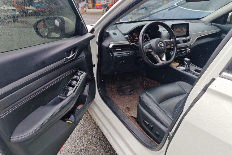 日产 天籁 2021款 2.0L XL 舒适版中控内饰7003