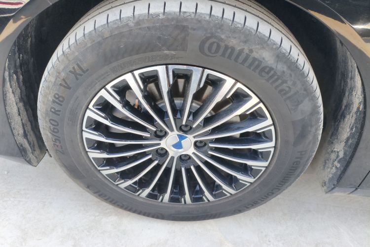 腾势D9 2022款 DM-i 970 四驱旗舰型车身外观6007