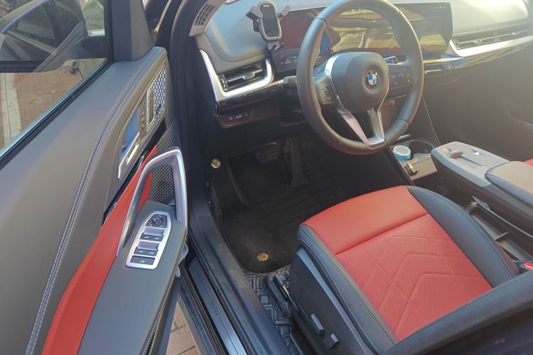 宝马X1 2023款 sDrive25Li X设计套装中控内饰7003