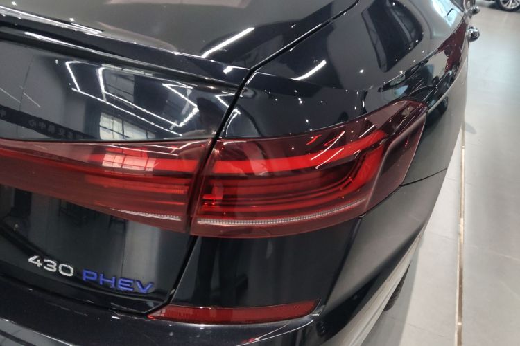 大众 帕萨特新能源 2022款 430PHEV 混动精英版车身外观9