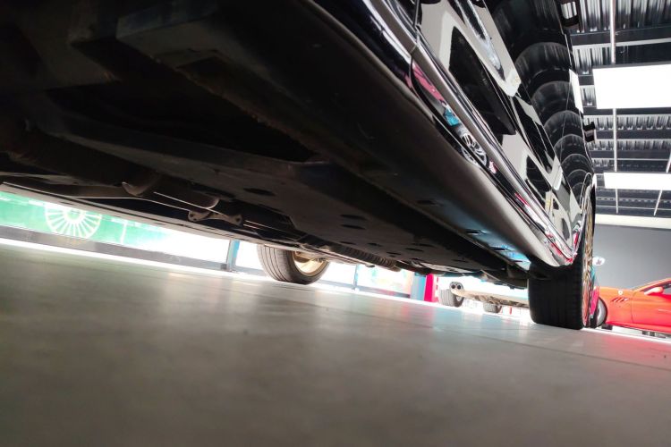 红旗H9 2020款 3.0T 智联旗畅版局部细节9002