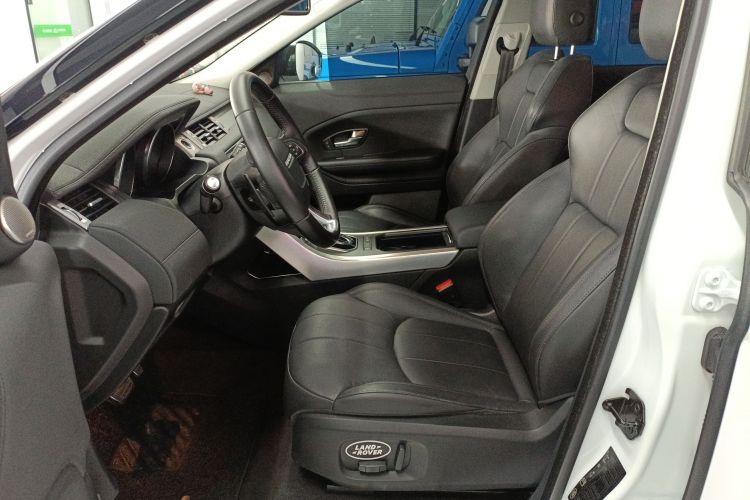 路虎 揽胜极光 2018款 200PS PURE 新尚版局部细节19